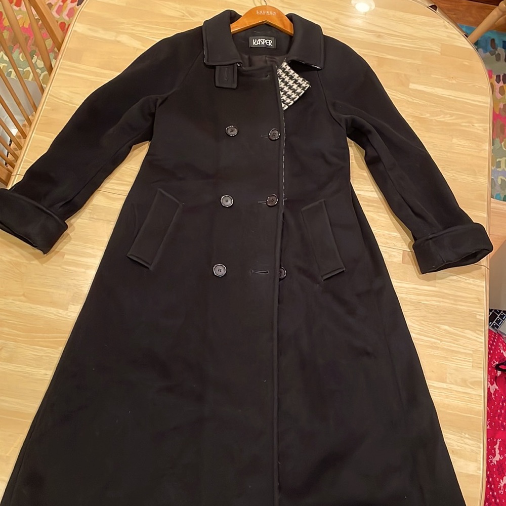 Maxi Kasper 100% Pure Wool Black Coat Large